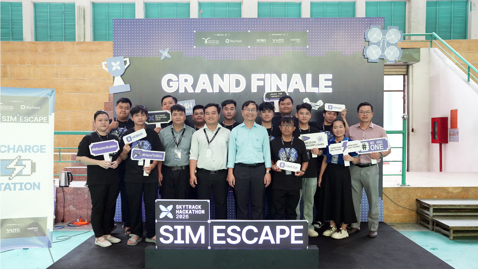 Chung kết UAV SkyTrack Hackathon 2026: Phát triển giải pháp UAV cho an ninh công cộng và cứu hộ lũ lụt