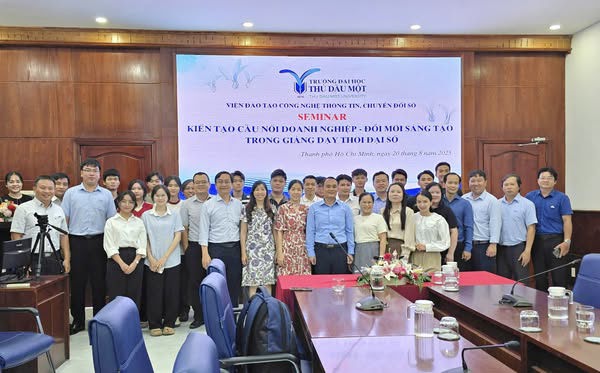 Kiến tạo cầu nối doanh nghiệp đổi mới sáng tạo trong giảng dạy thời đại số